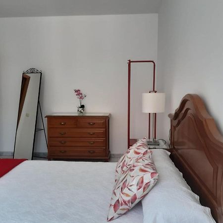 Apartamentos Mª Jesús Sanxenxo Bagian luar foto