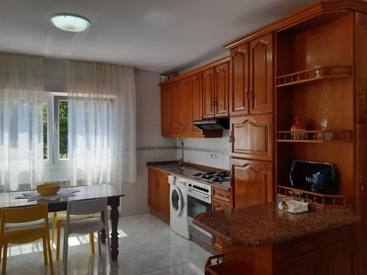 Apartamentos Mª Jesús Sanxenxo Bagian luar foto