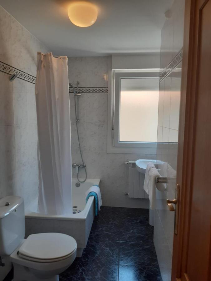 Apartamentos Mª Jesús Sanxenxo Bagian luar foto