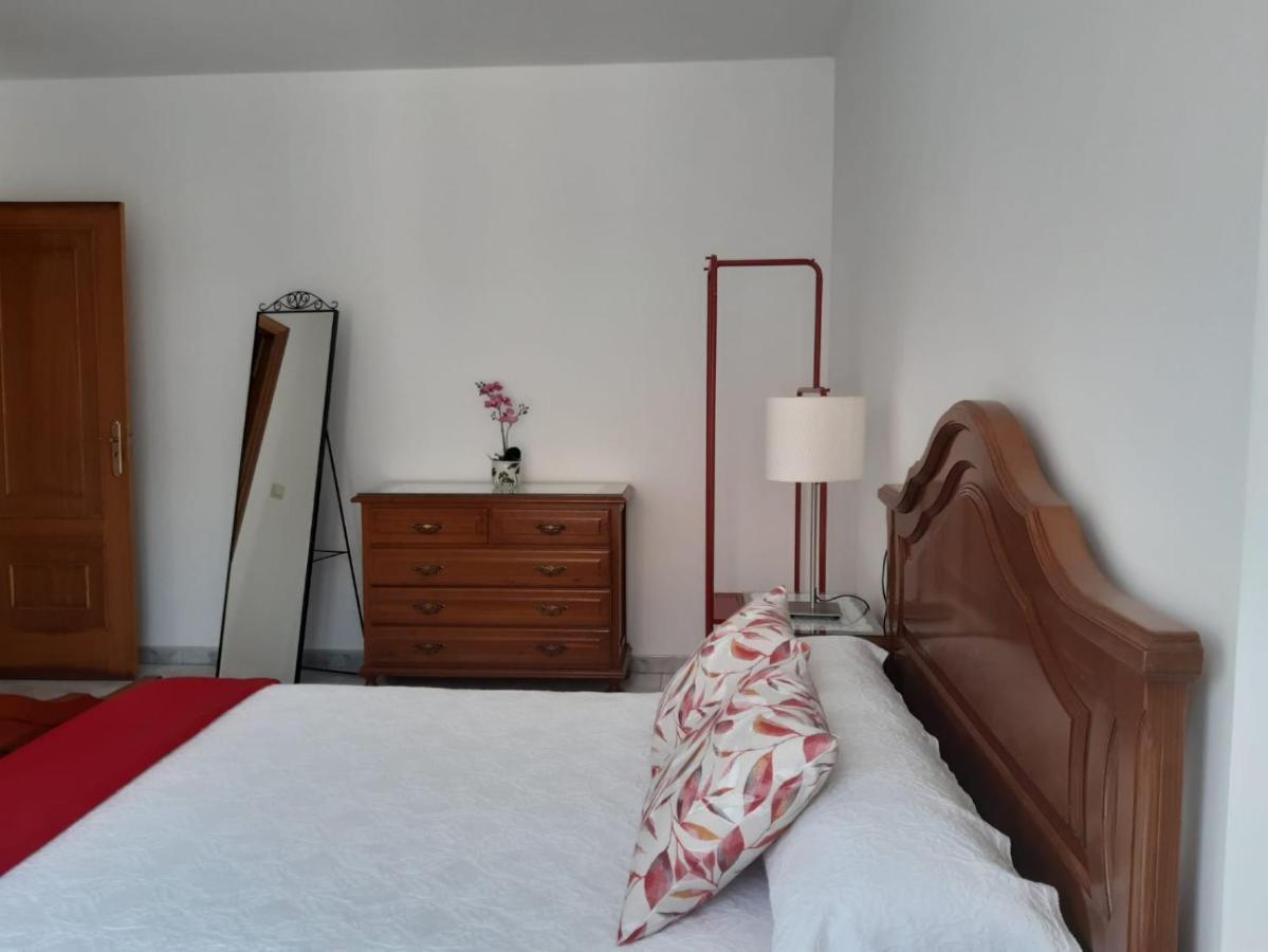 Apartamentos Mª Jesús Sanxenxo Bagian luar foto