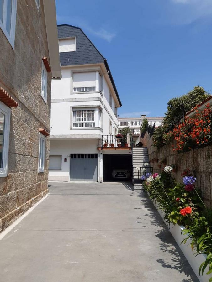 Apartamentos Mª Jesús Sanxenxo Bagian luar foto