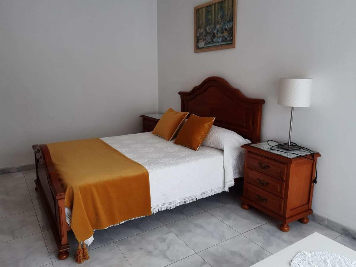 Apartamentos Mª Jesús Sanxenxo Bagian luar foto